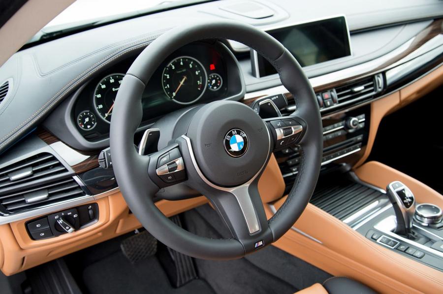  BMW X6 xDrive 5.0i 2015 года  (фото 89 из 113)